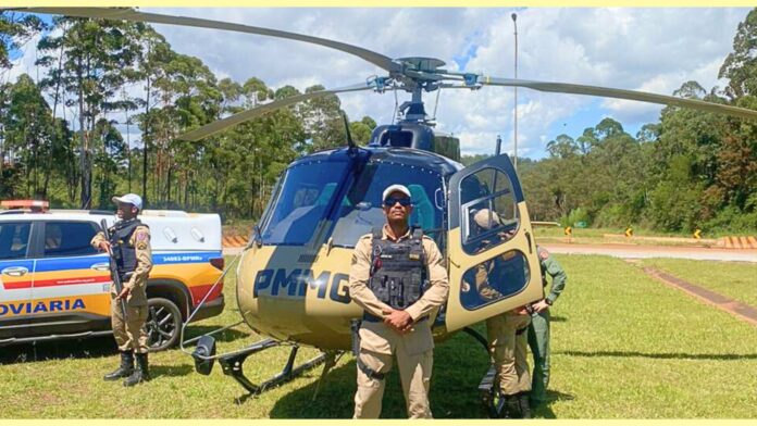 Carnaval: helicóptero da PMRv reforça segurança na BR-356 e outros acessos a Itabirito, Ouro Preto e Mariana