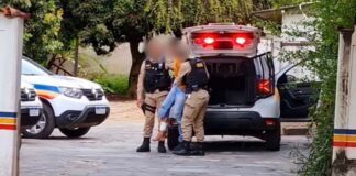 Tiros em Itabirito: PM prende chefe do tráfico de drogas da Favelinha do Praia; VÍDEO Tiros em Itabirito: PM prende chefe do tráfico de drogas da Favelinha do Praia