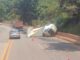 BR-040: caminhão tomba próximo ao Pires, em Congonhas BR-040: caminhão tomba próximo ao Pires, em Congonhas