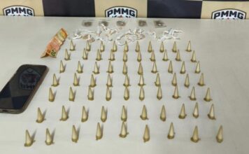 Itabirito: adolescente (de 17 anos) é apreendido pela PM com cocaína, crack e maconha na Vila Gonçalo Itabirito: adolescente (de 17 anos) é apreendido pela PM com cocaína, crack e maconha na Vila Gonçalo