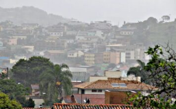 Itabirito registra 80 mm de chuva nesta quarta (11) e Defesa Civil emite alerta de risco geológico Itabirito registra 80 mm de chuva e Defesa Civil emite alerta de risco geológico