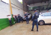 Polícia Municipal de Mariana prende quadrilha por tentar aplicar golpe em locadora de veículos Polícia Municipal de Mariana prende quadrilha por tentar aplicar golpe em locadora de veículos