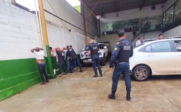 Polícia Municipal de Mariana prende quadrilha por tentar aplicar golpe em locadora de veículos Polícia Municipal de Mariana prende quadrilha por tentar aplicar golpe em locadora de veículos