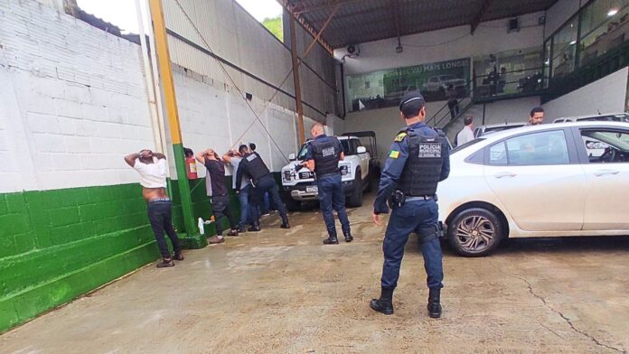 Polícia Municipal de Mariana prende quadrilha por tentar aplicar golpe em locadora de veículos