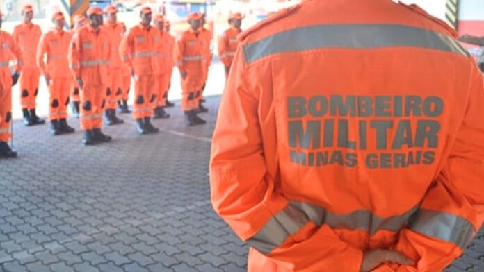 Corpo de Bombeiros de Minas Gerais abre concurso com 320 vagas e salário inicial de R$ 5.332,60 Corpo de Bombeiros de Minas Gerais abre concurso com 320 vagas e salário inicial de R$ 5.332,60
