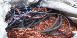 MG: 4 funcionários da Cemig são presos por furtarem meia tonelada de cabos de cobre MG: 4 funcionários da Cemig são presos por furtarem meia tonelada de cabos de cobre