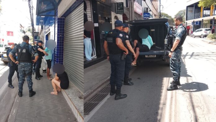 GCM, Itabirito: motoqueiro finge rendição e tenta fuga em alta velocidade durante feira e lojas movimentadas