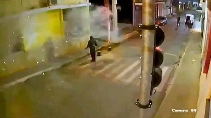 MG: criminosos explodem agência do Banco do Brasil; VEJA VÍDEO