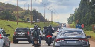 BR-040 deve receber cerca de 290 mil veículos no feriado de Tiradentes BR-040 deve receber cerca de 290 mil veículos no feriado de Tiradentes