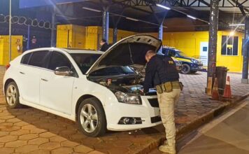 BR-040: homem é preso e carro furtado em BH é recuperado na barreira da PRF em Nova Lima