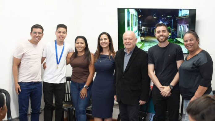 Ouro Preto: estudante de Antônio Pereira conquista ouro nacional na Olimpíada Brasileira de Robótica