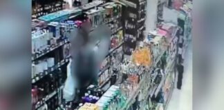 Itabirito: com faca, homem tenta assaltar Drogaria Araujo e é preso pela GCM Itabirito: com faca, homem tenta assaltar Drogaria Araujo e é preso pela GCM