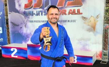 Daniel Moura, de Itabirito, conquista ouro em campeonato de jiu-jitsu em Belo Horizonte Daniel Moura, de Itabirito, conquista ouro em campeonato de jiu-jitsu em Belo Horizonte