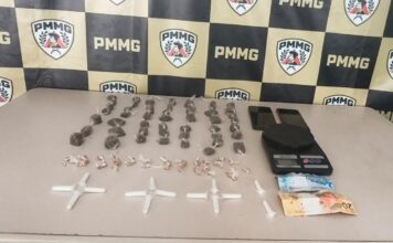 Itabirito: crack, cocaína e maconha são apreendidos pela PM no Praia Itabirito: crack, cocaína e maconha são apreendidos pela PM no Praia