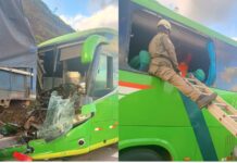 BR-356: carreta e ônibus da Pássaro Verde se chocam na Serra da Santa, Itabirito; feridos na UPA BR-356: carreta e ônibus da Pássaro Verde se chocam na Serra da Santa, Itabirito; feridos na UPA