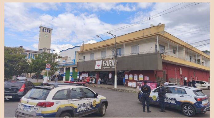 Itabirito: proibição de cães no Farid acaba em bate-boca entre tutor e funcionário e intervenção da GCM Itabirito: proibição de cães no Farid acaba em bate-boca entre tutor e funcionário e intervenção da GCM