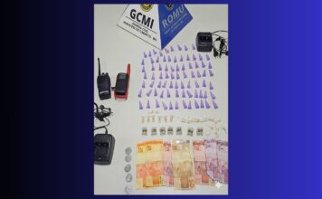 Itabirito: traficante do PA vê a Romu, corre e dispensa bolsa com 77 pinos de cocaína, crack e rádio Itabirito: traficante do PA vê a Romu, corre e dispensa bolsa com 77 pinos de cocaína, crack e rádio