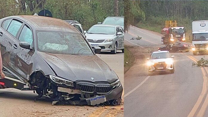 BR-356: após ultrapassagem, BMW se choque contra traseira de picape perto do Alphaville BR-356: após ultrapassagem, BMW se choque contra traseira de picape perto do Alphaville