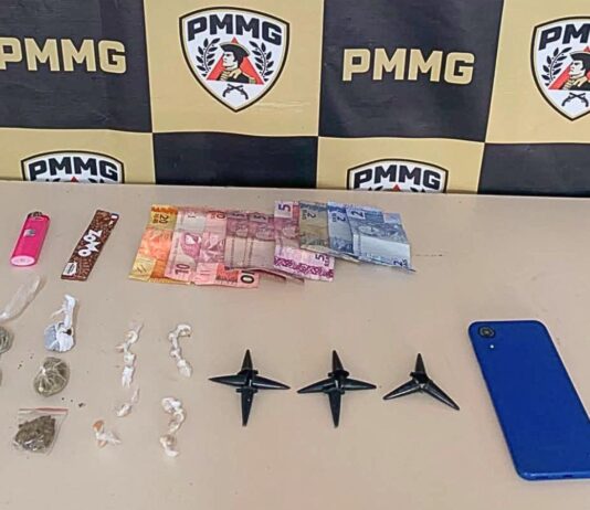 Itabirito: traficante conhecido por ‘malocar’ drogas e fugir sempre que via a viatura é preso na Vila Gonçalo Itabirito: traficante conhecido por 'malocar' drogas e fugir sempre que via a viatura é preso na Vila Gonçalo