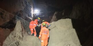MG: trabalhador morre ao cair em silo de serragem de fábrica de tijolos na madrugada deste domingo MG: trabalhador morre ao cair em silo de serragem de fábrica de tijolos na madrugada deste domingo