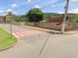 Jovem de 19 anos é atropelada ao atravessar na faixa de pedestres, em Itabirito Carro atropela jovem de 19 anos que atravessava na faixa em Itabirito