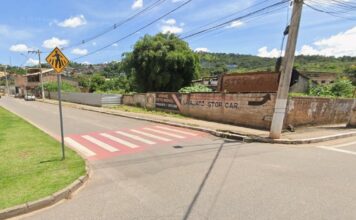 Jovem de 19 anos é atropelada ao atravessar na faixa de pedestres, em Itabirito Carro atropela jovem de 19 anos que atravessava na faixa em Itabirito