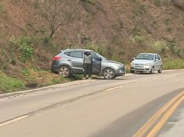 Mariana: vazamento de óleo após acidente entre veículos mobiliza Bombeiros na MG-262 Mariana: vazamento de óleo após acidente entre veículos mobiliza Bombeiros na MG-262