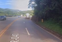 BR-040, Itabirito: batida entre ônibus e carro deixa ferido perto da Celinha BR-040, Itabirito: batida entre ônibus e carro deixa ferido perto da Celinha