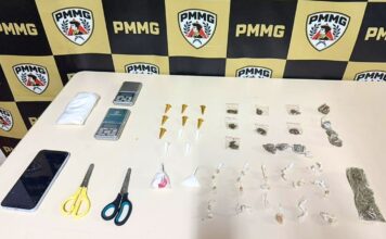 Itabirito: homem tenta se desfazer de drogas ao avistar viatura da PM e acaba preso na Vila Gonçalo Itabirito: homem tenta se desfazer de drogas ao avistar viatura da PM e acaba preso na Vila Gonçalo
