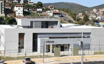 Justiça de MG determina que Prefeitura de Mariana garanta moradia digna para mãe e quatro filhos TJMG determina que Prefeitura de Mariana garanta moradia digna para mãe e quatro filhos