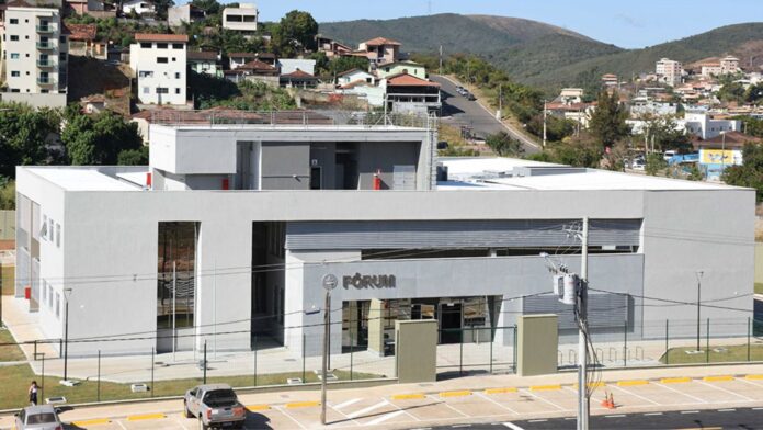 TJMG determina que Prefeitura de Mariana garanta moradia digna para mãe e quatro filhos