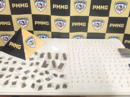Itabirito: adolescente é pego com 168 pedras de crack, cocaína e maconha no Padre Adelmo Itabirito: adolescente é pego com 168 pedras de crack, cocaína e maconha no Padre Adelmo