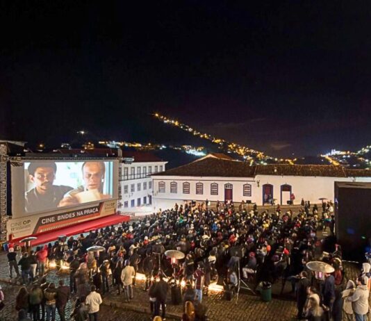 Com programação gratuita, CineOP movimenta Ouro Preto e reforça alerta para segurança nas estradas Com programação gratuita, CineOP movimenta Ouro Preto e reforça alerta para segurança nas estradas