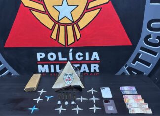 Tenta fugir pelo telhado do vizinho, mas acaba preso com comparsa, drogas e arma em Mariana Tenta fugir pelo telhado do vizinho, mas acaba preso com comparsa, drogas e arma em Mariana