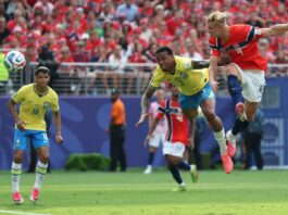 Fim do sonho: Brasil cai para a Noruega e dá adeus à Copa do Mundo Haaland sobe livre na área e marca o primeiro gol da Noruega sobre o Brasil. Foto: Al Bello/Getty Images