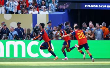 Copa do Mundo 2026: Espanha vence a Argentina na prorrogação e conquista o bicampeonato Ferran Torres comemora o gol que garantiu a vitória da Espanha sobre a Argentina na final da Copa do Mundo de 2026 — Foto: REUTERS/Agustin Marcarian