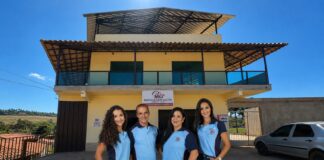 MG Materiais de Construção: 19 anos construindo histórias e realizando sonhos Mariane, Miguel, Margareth e Mara Luana, família unida que conduz a MG Materiais de Construção. Foto - divulgação.