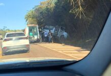 Itabirito: motorista perde o controle de caminhão cai em barranco na BR-356, próximo ao Laticínios ITA Itabirito: motorista perde o controle de caminhão cai em barranco na BR-356, próximo ao Laticínios ITA
