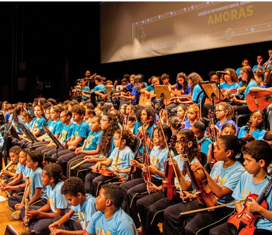 É hoje (2/7)! Canarinhos de Itabirito apresentam “Cordas, Sopros e Sonhos” no Cine Teatro Liz Bastos É hoje (2/7)! Canarinhos de Itabirito apresentam "Cordas, Sopros e Sonhos" no Cine Teatro Liz Bastos