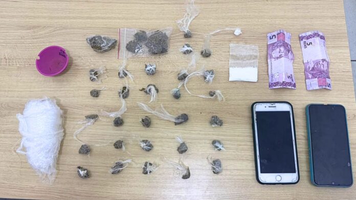 Ouro Preto: 2 homens são presos com cocaína e maconha no Lagoa