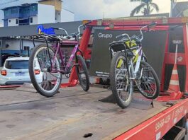 Itabirito: adolescentes de 14 e 15 anos têm bicicletas removidas após ‘dar grau’ na Praça do Centenário Itabirito: adolescentes de 14 e 15 anos têm bicicletas removidas após 'dar grau' na Praça do Centenário
