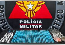 741 pinos de cocaína, moto clonada e munições: ação da PM em Mariana termina com 1 preso 741 pinos de cocaína, moto clonada e munições: ação da PM em Mariana termina com 1 preso