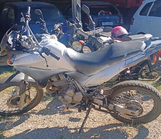 Itabirito: adolescente diz ter comprado moto furtada por R$ 1,5 mil; drogas também são apreendidas Adolescente diz ter comprado moto furtada por R$ 1,5 mil; drogas também são apreendidas em Itabirito