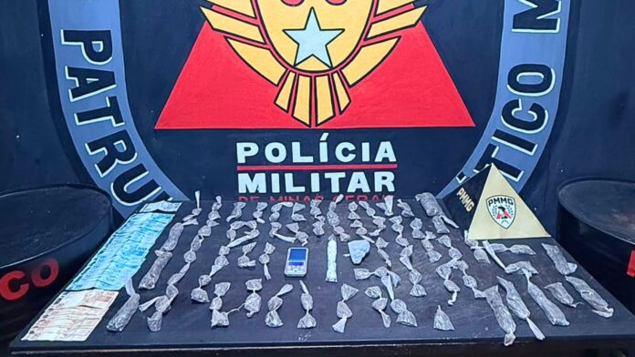 Jovem é preso com cocaína e maconha em Mariana