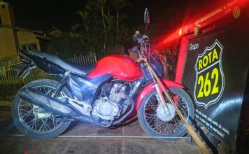 Itabirito: motociclista inabilitado é pego após ser flagrado ‘dando grau’ na Vila Gonçalo Itabirito: motociclista inabilitado é pego após ser flagrado 'dando grau' na Vila Gonçalo