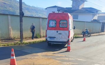Jovem fica ferido após acidente envolvendo moto e carro no Álvaro Maia, em Itabirito Jovem fica ferido após acidente envolvendo moto e carro no Álvaro Maia, em Itabirito