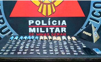Após denúncia, PM prende traficante com mais de 100 buchas de maconha em Ouro Preto Após denúncia, PM prende traficante com mais de 100 buchas de maconha em Ouro Preto