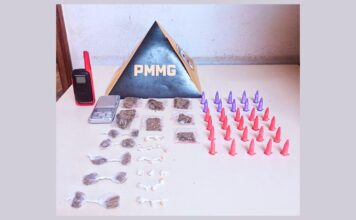 Itabirito: adolescente de 17 anos é apreendido com crack, cocaína e maconha no Capanema Itabirito: adolescente de 17 anos é apreendido com crack, cocaína e maconha no Capanema