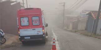 Motociclista escorrega em óleo e sofre queda no morro do Itaubira, em Itabirito Motociclista escorrega em óleo e sofre queda no morro do Itaubira, em Itabirito