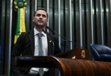 O candidato em quem o próprio partido diz não confiar